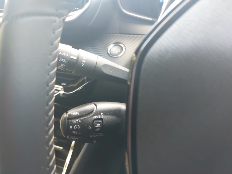 Used Peugeot 2008 2023 for sale - 76523946: Photo 17