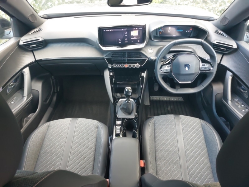 Used Peugeot 2008 2023 for sale - 76523946: Photo 2