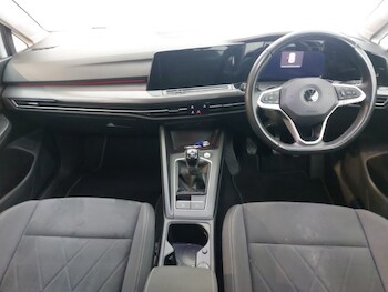 Used Volkswagen Golf 2020 for sale - 76628984: Photo