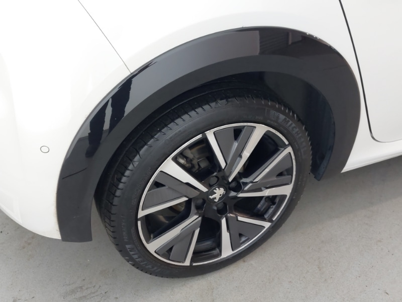 Used Peugeot 208 2022 for sale - 76983077: Photo 13