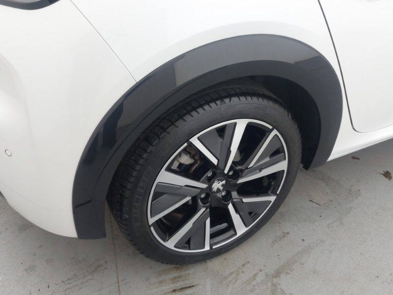 Used Peugeot 208 2020 for sale - 76465331: Photo 13