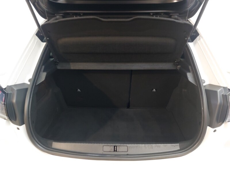 Used Peugeot 208 2020 for sale - 76465331: Photo 8