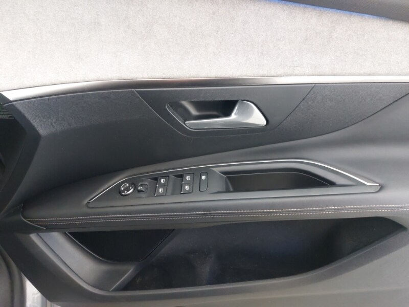 Used Peugeot 3008 2022 for sale - 77832648: Photo 16