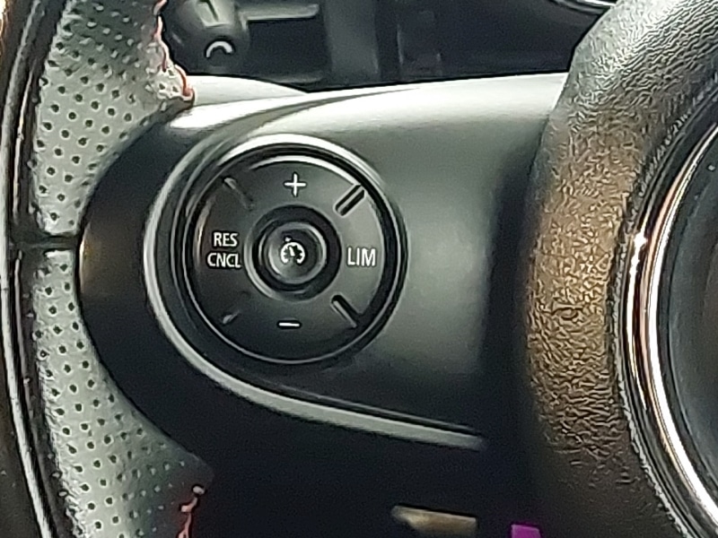 Used MINI Hatch 2019 for sale - 77454233: Photo 10