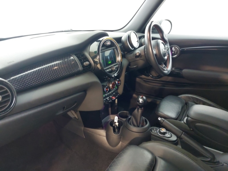 Used MINI Hatch 2019 for sale - 77454233: Photo 5