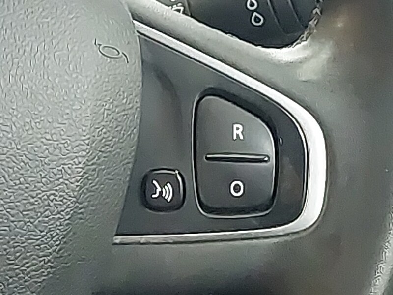 Used Renault Clio 2019 for sale - 78225368: Photo 11