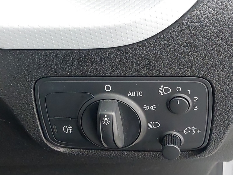 Used Audi Q2 2018 for sale - 77352840: Photo 17