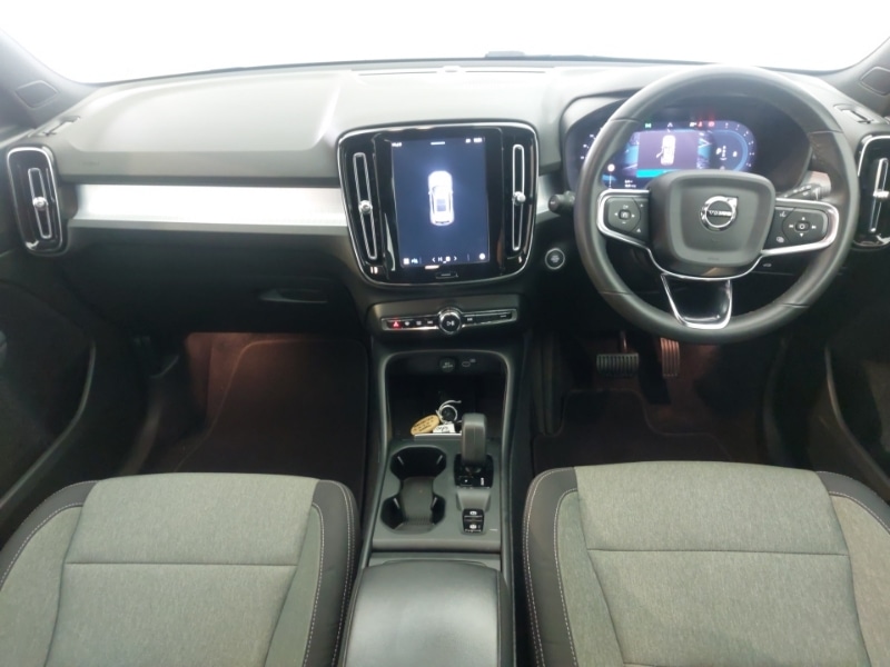 Used Volvo XC40 2022 for sale - 76889453: Photo 2