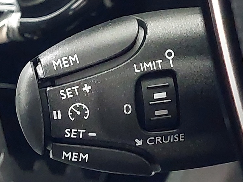 Used Peugeot 208 2025 for sale - 77028563: Photo 17