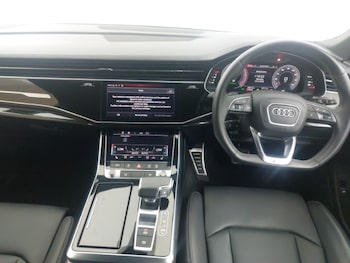 Used Audi Q7 2023 for sale - 78675054: Photo