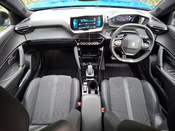 Used Peugeot 2008 2021 for sale - 78118221: Photo