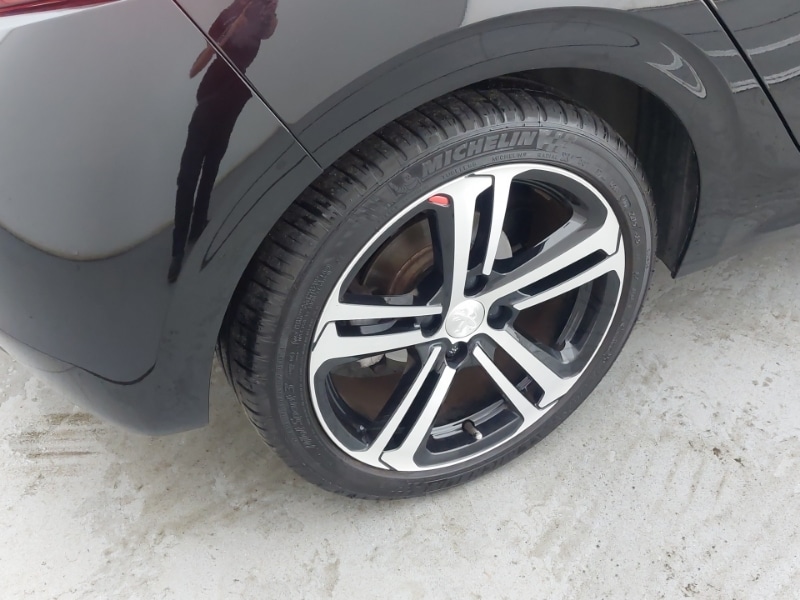Used Peugeot 208 2018 for sale - 76150742: Photo 13