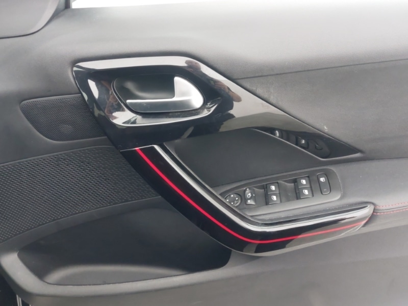 Used Peugeot 208 2018 for sale - 76150742: Photo 16