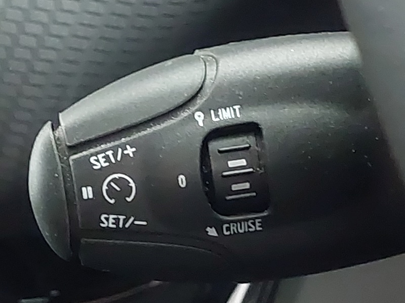Used Peugeot 208 2018 for sale - 76150742: Photo 17