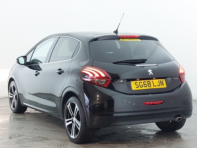 Used Peugeot 208 2018 for sale - 76150742: Photo 3