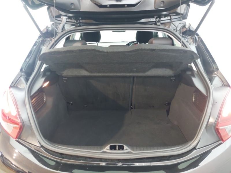 Used Peugeot 208 2018 for sale - 76150742: Photo 8