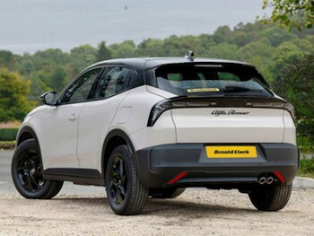 Used Alfa Romeo Junior 2025 for sale - 77873952: Photo