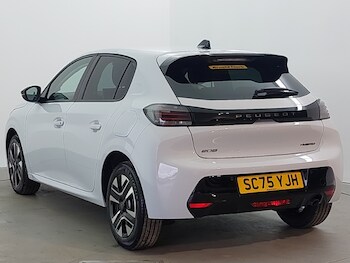 Used Peugeot 208 2026 for sale - 77942775: Photo