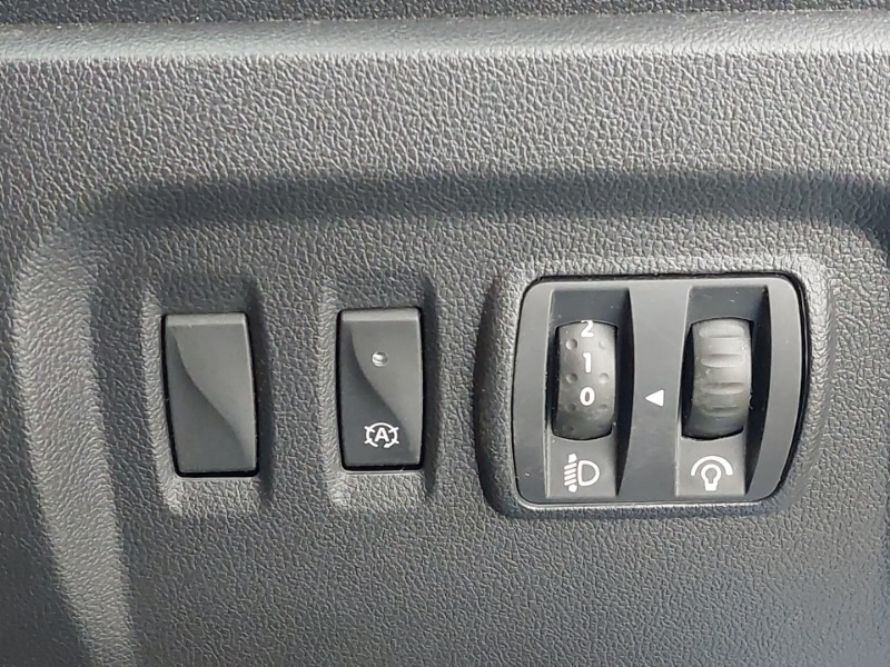 Used Renault Captur 2017 for sale - 76815657: Photo 18