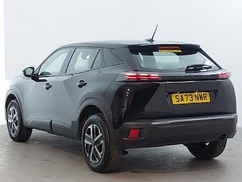 Used Peugeot 2008 2023 for sale - 77399008: Photo