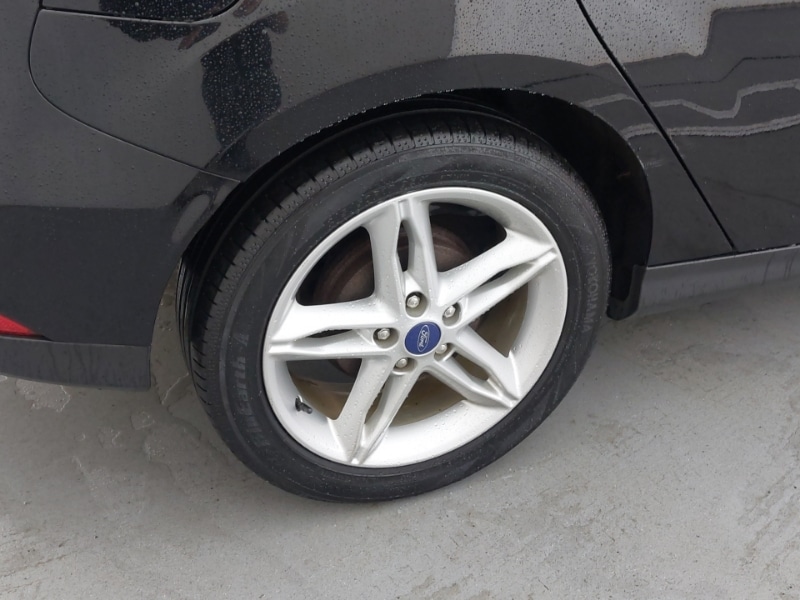 Used Ford Focus 2016 for sale - 76135121: Photo 13