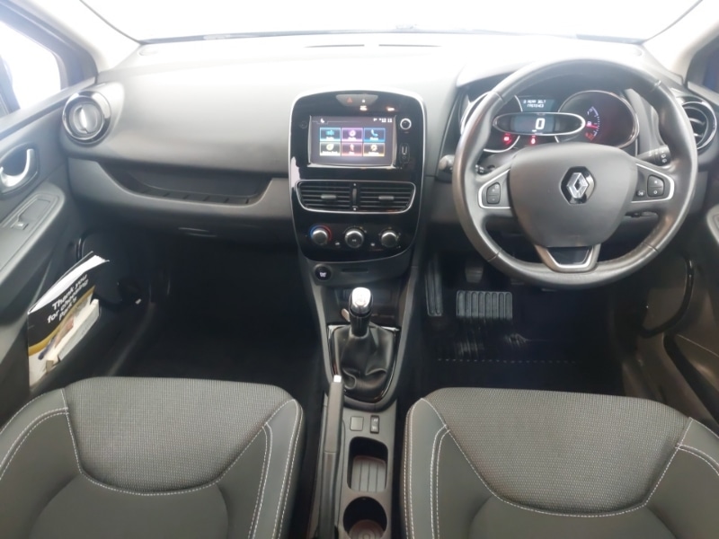 Used Renault Clio 2017 for sale - 77776766: Photo 2