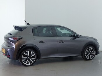 Used Peugeot 208 2022 for sale - 75645008: Photo