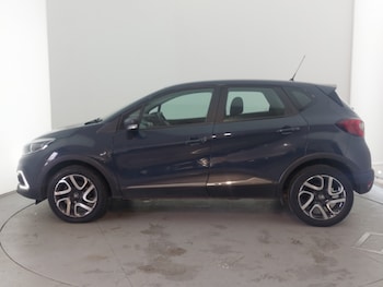 Used Renault Captur 2018 for sale - 76160488: Photo