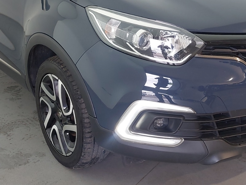 Used Renault Captur 2018 for sale - 76160488: Photo 9