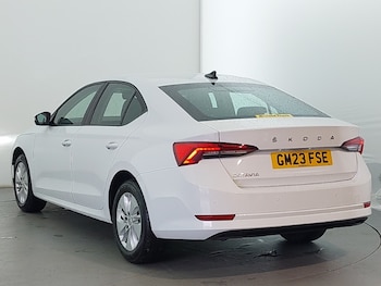 Used Skoda Octavia 2023 for sale - 76108126: Photo 3