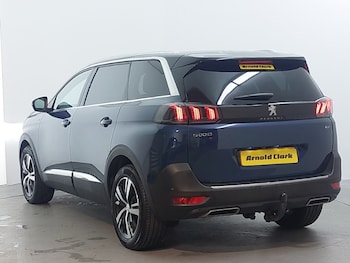 Used Peugeot 5008 2024 for sale - 76920411: Photo