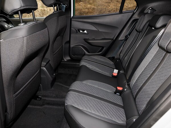 Used Peugeot 2008 2025 for sale - 75470822: Photo 6