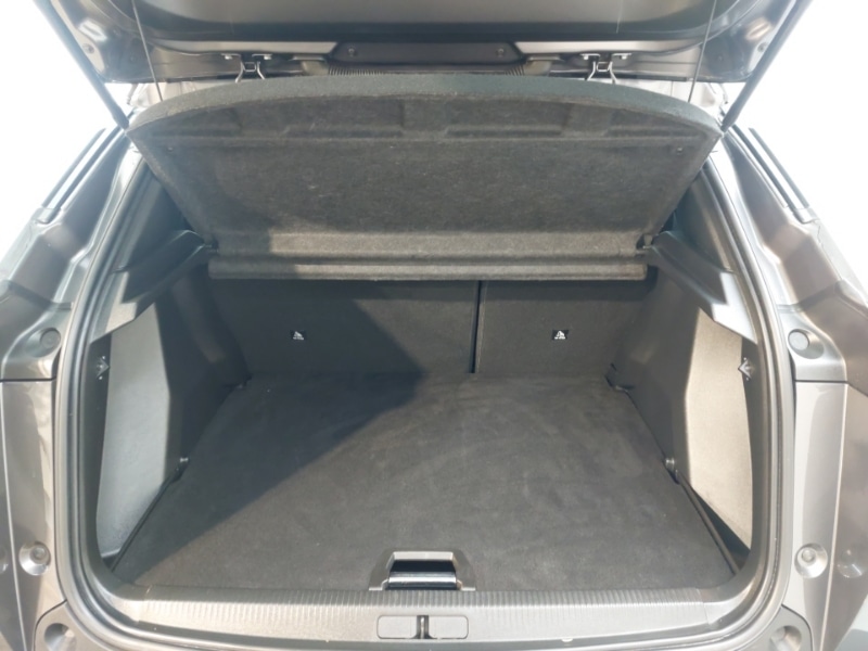 Used Peugeot 2008 2023 for sale - 77439232: Photo 8