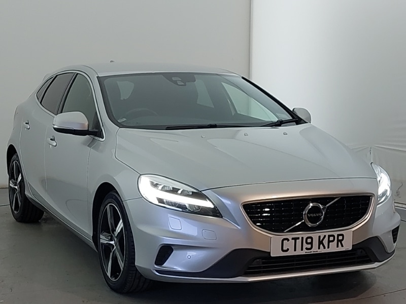 Used Volvo V40 2019 for sale - 76387984: Photo 1