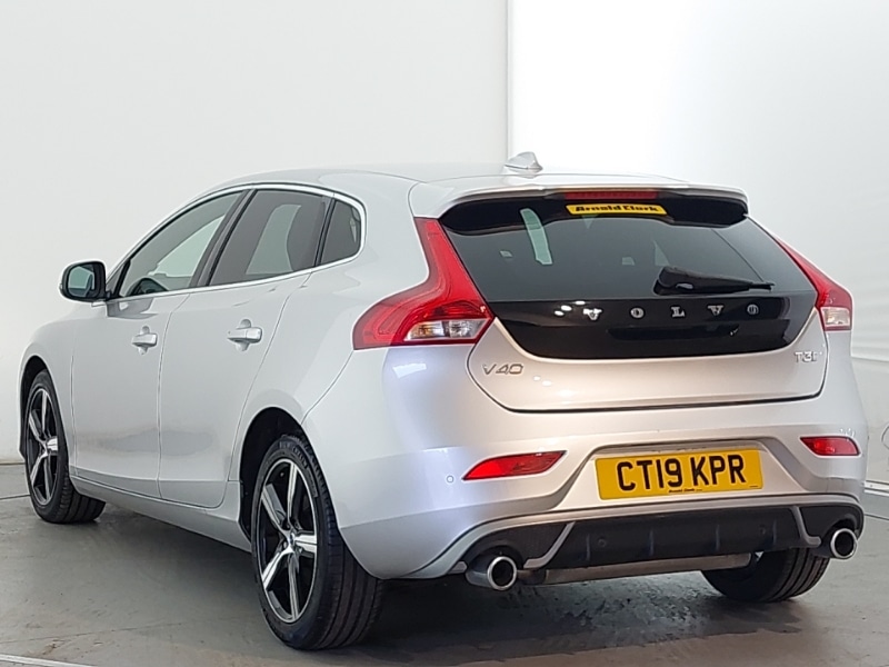 Used Volvo V40 2019 for sale - 76387984: Photo 3
