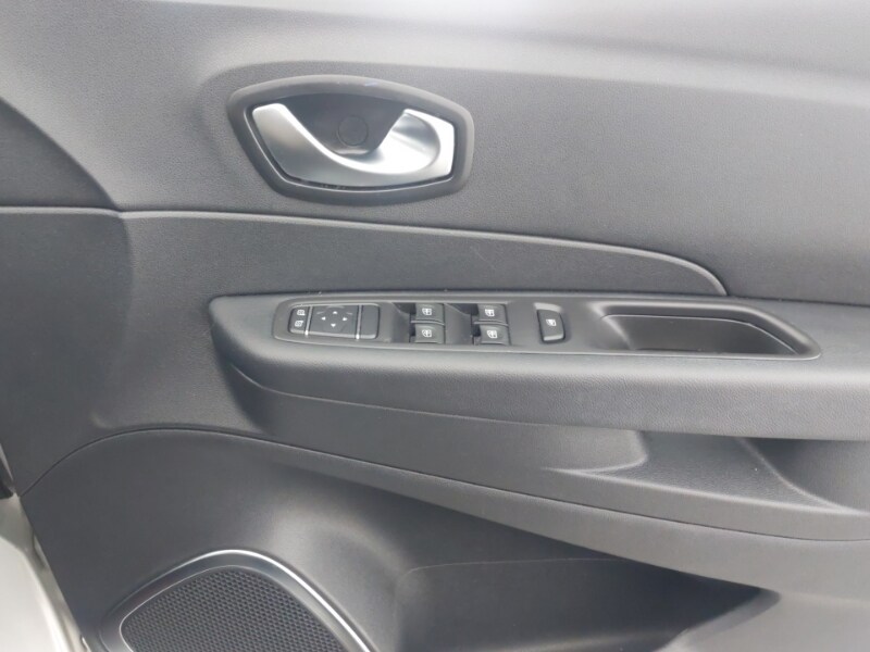 Used Renault Captur 2019 for sale - 77846941: Photo 16