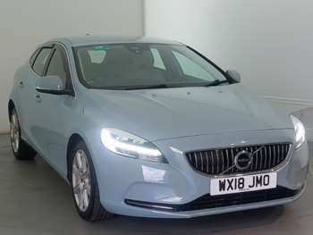 Used Volvo V40 2018 for sale - 75424425: Photo