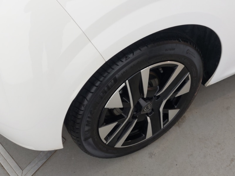 Used Peugeot 208 2024 for sale - 76721441: Photo 13