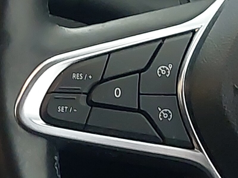 Used Renault Clio 2020 for sale - 77999773: Photo 10