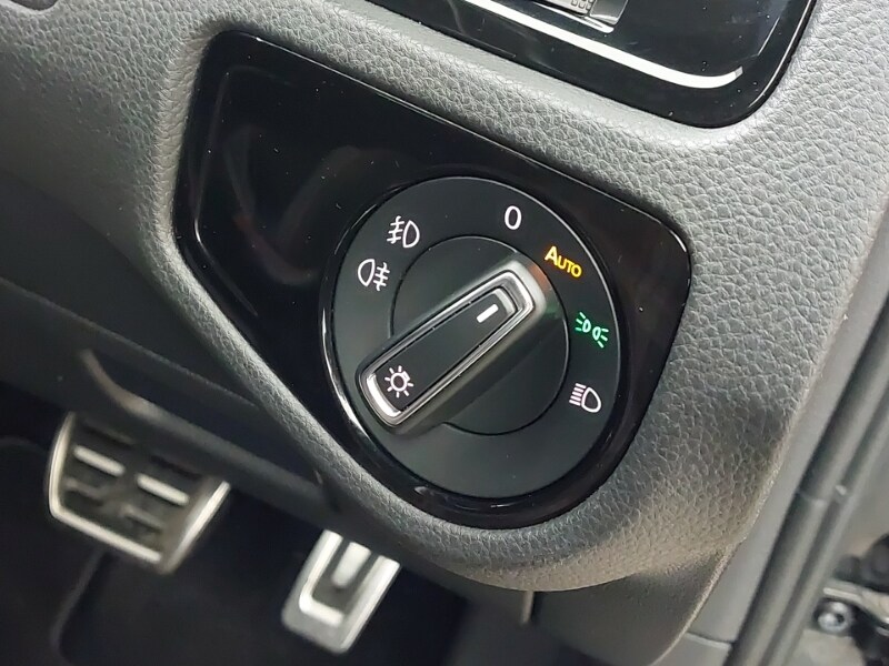 Used Volkswagen Golf 2020 for sale - 77556301: Photo 16