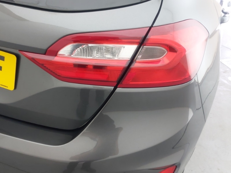 Used Ford Fiesta 2018 for sale - 76548745: Photo 14