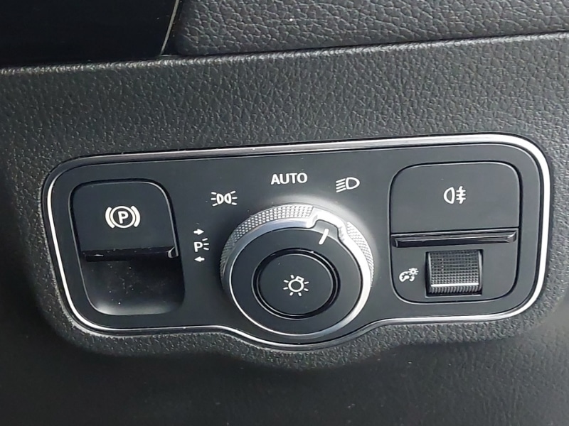 Used Mercedes-Benz GLA 2020 for sale - 76924815: Photo 17