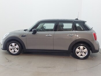 Used MINI Hatch 2021 for sale - 78440299: Photo