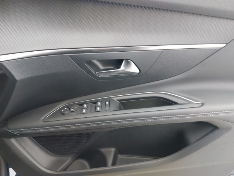 Used Peugeot 3008 2023 for sale - 78033484: Photo 16