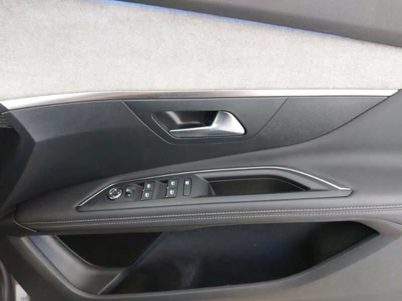 Used Peugeot 3008 2023 for sale - 77731580: Photo 16