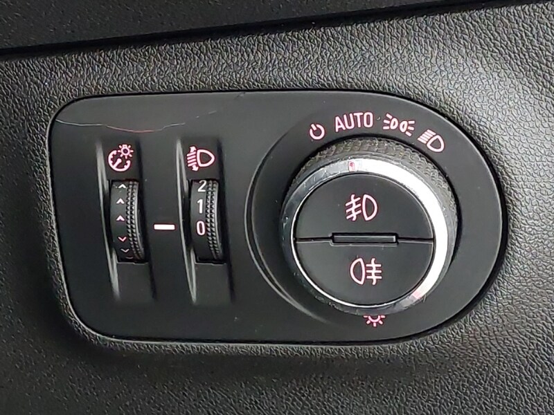 Used Vauxhall Corsa 2018 for sale - 77273027: Photo 17