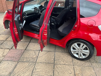 Used Honda Jazz 2012 for sale - 78542463: Photo