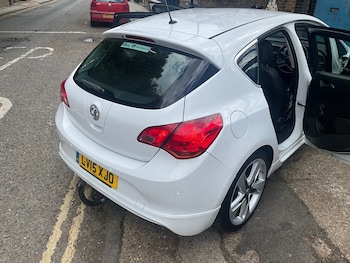 Used Vauxhall Astra 2015 for sale - 78604528: Photo
