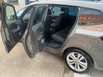 Used Vauxhall Zafira 2017 for sale - 79471316: Photo