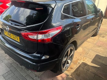 Used Nissan Qashqai 2015 for sale - 79771416: Photo